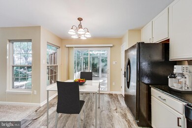 8810 Country Oak Dr, Odenton, MD 21113 - photo 5