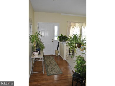 47 Crestpoint Dr, New Castle, DE 19720 - photo 2