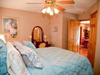 908 NW North Ridge Ct, Blue Springs, MO 64015 - photo 5