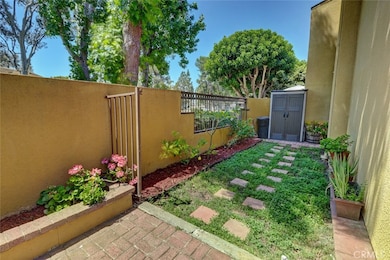 25712 Le Parc unit 7, Lake Forest, CA 92630 - photo 2