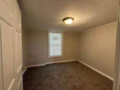 136 NE 9th St unit A, Grand Prairie, TX 75050 - photo 3