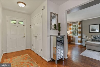 6844 Brian Michael Ct, Springfield, VA 22153 - photo 7