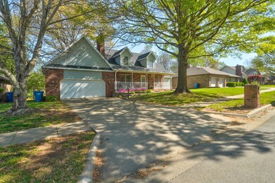 1091 E Highpoint St-103