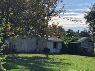 424 S Vine St, Saint Marys, OH 45885 - photo 3