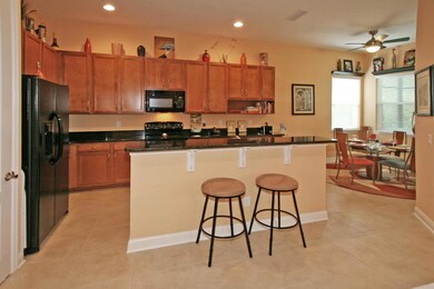 SPACIOUS KITCHEN