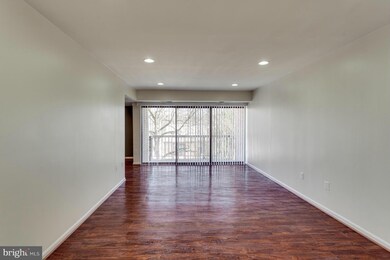 3113 Buccaneer Ct unit 201, Fairfax, VA 22031 - photo 4