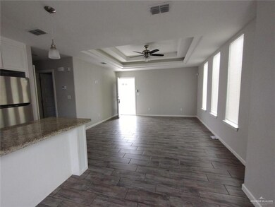 2017 Stardust Ln unit 3, Edinburg, TX 78541 - photo 4