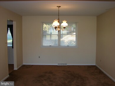 2101 Hackney Ct, Fallston, MD 21047 - photo 5