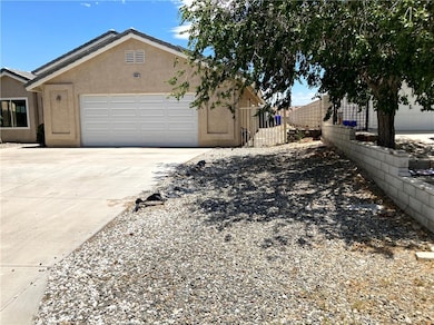 26501 Mainsail Ln, Helendale, CA 92342 - photo 2