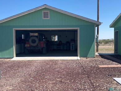 15835 Monte Vista Rd SE, Deming, NM 88030 - photo 3
