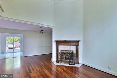 3300 Buckeye Ln, Fairfax, VA 22033 - photo 3