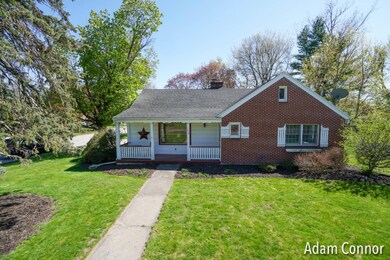 1758 32nd Street SE, Grand Rapids, MI 49