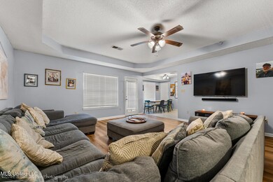 10405 Catalpa Cove-Interior-2
