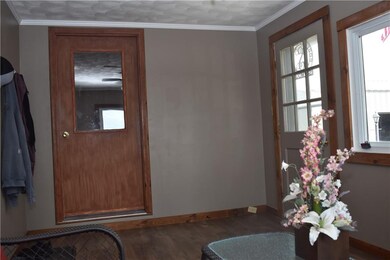 8821 N Sugar Creek Ave, Colfax, IN 46035 - photo 3