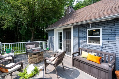 228 Lapp Rd, Clifton Park, NY 12065 - photo 2