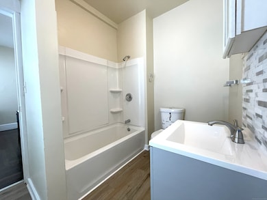 196 Blatchley Ave unit 2, New Haven, CT 06513 - photo 4