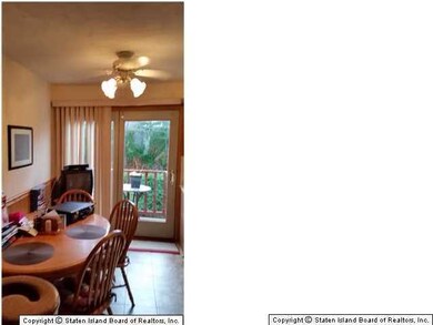 80 N Railroad Ave, Staten Island, NY 10304 - photo 4