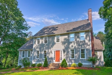 10 Darrell Dr, North Reading, MA 01864 - photo 2