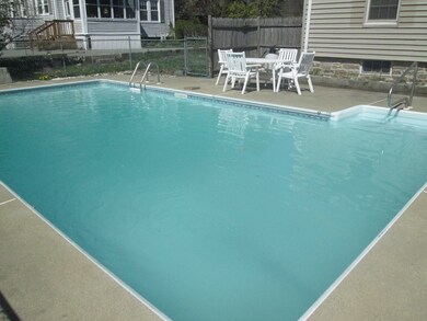 884 School St, Webster, MA 01570 - photo 5