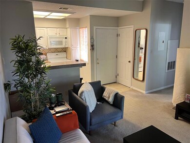 3111 Tom Green St unit 301, Austin, TX 78705 - photo 2