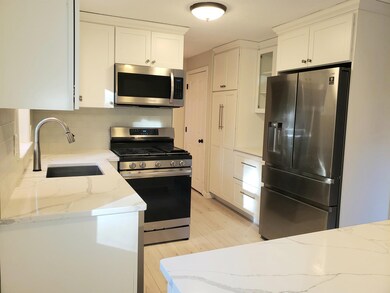 4 Cub Cir, Amherst, NH 03031 - photo 3