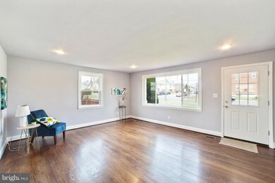 4809 Hazelwood Ave, Baltimore, MD 21206 - photo 4