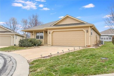 526 Mars Ct, Raymore, MO 64083 - photo 6