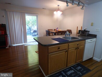 328 Thayer Ct, Newark, DE 19702 - photo 3