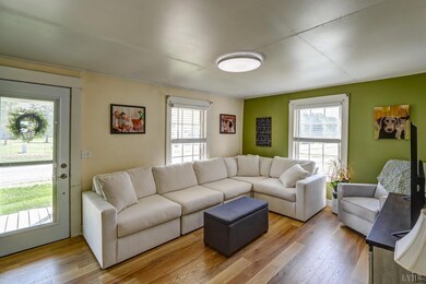 266 Stonewall Rd, Concord, VA 24538 - photo 2