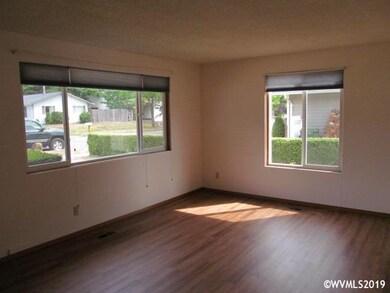 712 Aldercrest Dr, Newberg, OR 97132 - photo 3