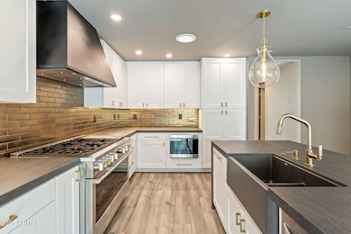 9046 N 28th St unit 4, Phoenix, AZ 85028 - photo 7