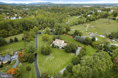 35501 Troon Ct, Round Hill, VA 20141 - photo 2