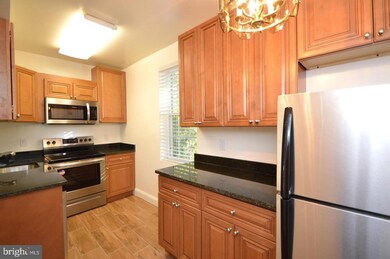1901 N Rhodes St unit 44, Arlington, VA 22201 - photo 2