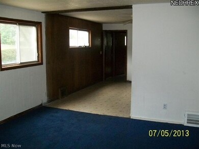 1513 E 248th St, Euclid, OH 44117 - photo 3