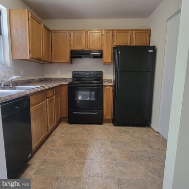 1218 Adeline Way, Capitol Heights, MD 20743 - photo 6