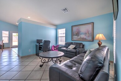 10444 W Medlock Dr-8