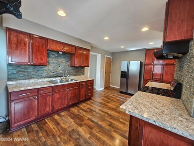 115 Parrish St, Wilkes Barre, PA 18702 - photo 6