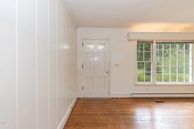 Enterance 01 (4)