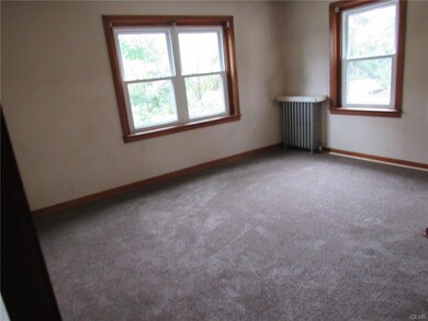 4555 Chestnut St, Emmaus, PA 18049 - photo 6