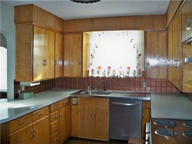 66 Powhatan Ave, Columbus, OH 43204 - photo 6