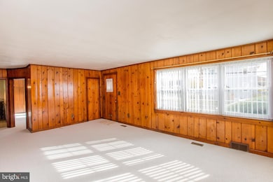 700 Warren St, Willow Grove, PA 19090 - photo 4