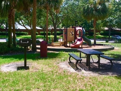 2015 Erving Cir unit 304, Ocoee, FL 34761 - photo 6