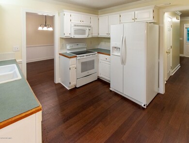 2232 Friar Dr, Winterville, NC 28590 - photo 4