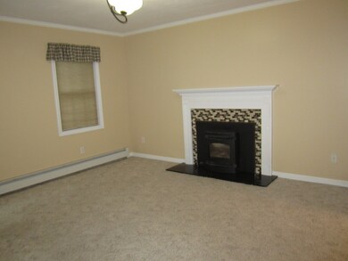 139 E Charlton Rd, Spencer, MA 01562 - photo 6