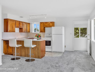 2549 Neawanna St-34