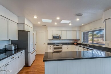 28219 N 68th St-10
