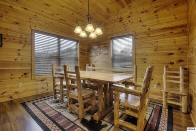 922 Mcmakin Way, Pigeon Forge, TN 37863 - photo 7