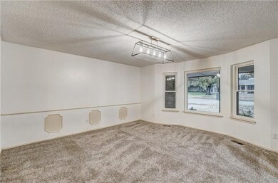 4824 Eastman Dr, Oklahoma City, OK 73122 - photo 3