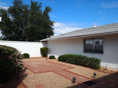 Front Coutyard3