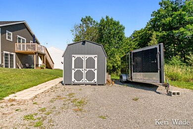 1301WatersEdgeCt05Lores
